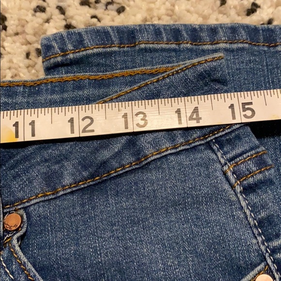 Boys Joe’s Jeans - Picture 3 of 4